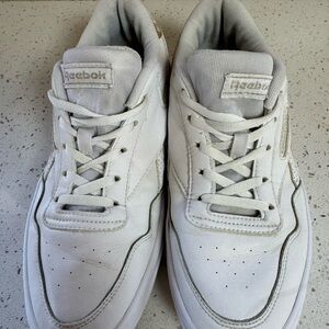 Reebok  White Leather Low-Top Sneakers